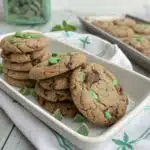 crumbl mint chocolate cookie